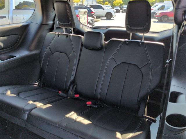 new 2026 Chrysler Pacifica car, priced at $40,623
