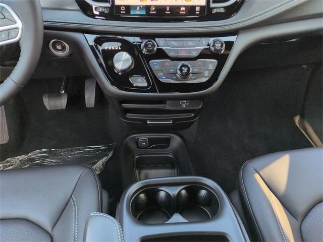 new 2026 Chrysler Pacifica car, priced at $40,623