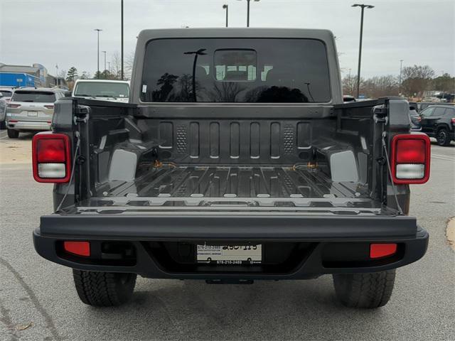 new 2025 Jeep Gladiator car, priced at $41,885