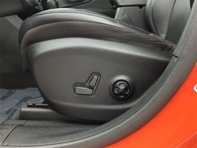 used 2021 Jeep Cherokee car, priced at $21,998