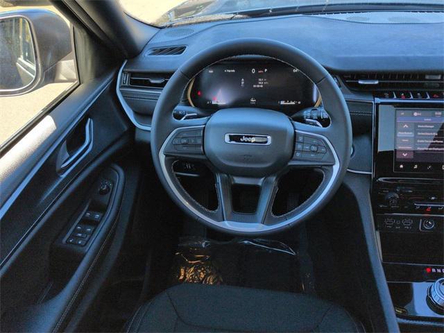 new 2025 Jeep Grand Cherokee car, priced at $37,076