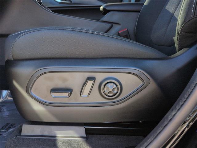 new 2025 Jeep Grand Cherokee car, priced at $37,076