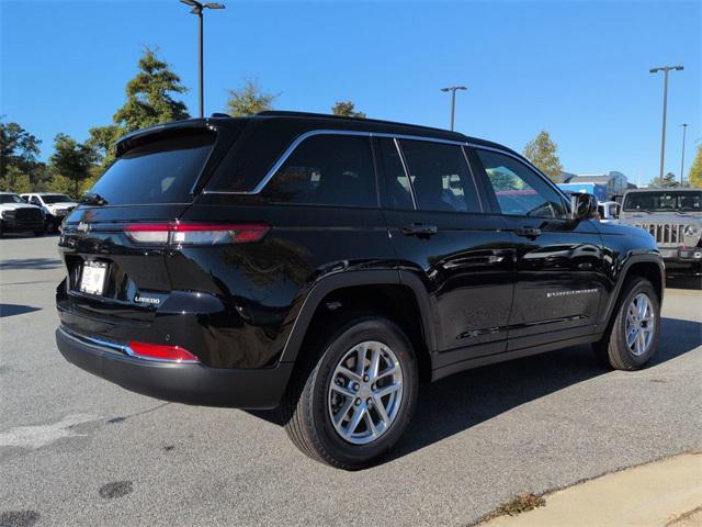 new 2025 Jeep Grand Cherokee car, priced at $37,076