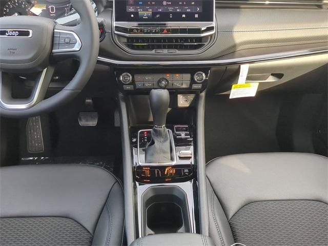 new 2025 Jeep Compass car, priced at $29,586