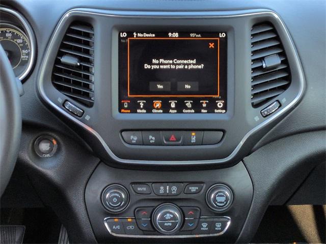 used 2023 Jeep Cherokee car, priced at $23,969