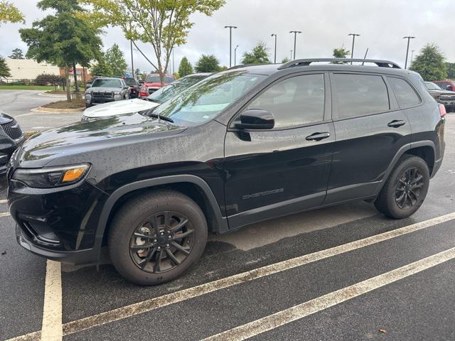 used 2023 Jeep Cherokee car, priced at $23,969