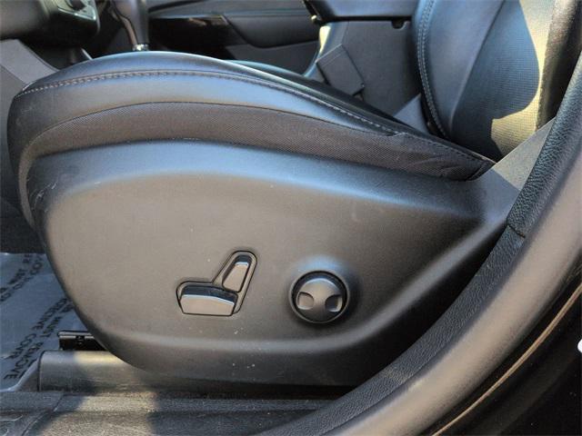 used 2023 Jeep Cherokee car, priced at $23,969