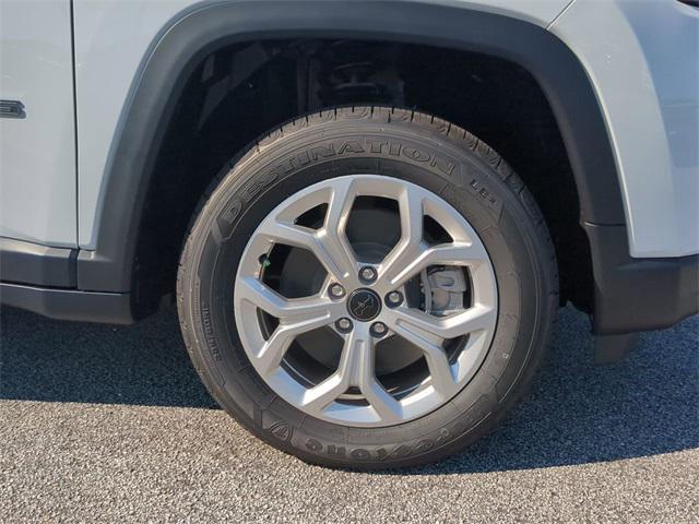 new 2025 Jeep Compass car, priced at $27,202