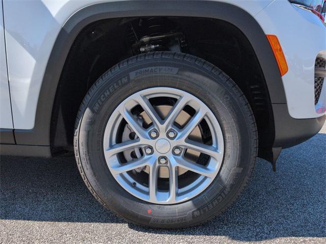 new 2025 Jeep Grand Cherokee car, priced at $35,440