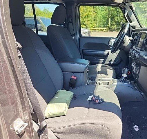 used 2021 Jeep Gladiator car, priced at $31,969