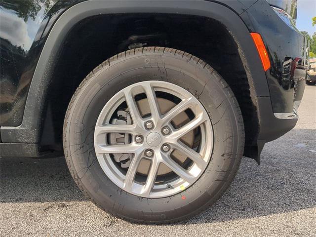new 2025 Jeep Grand Cherokee L car, priced at $39,040