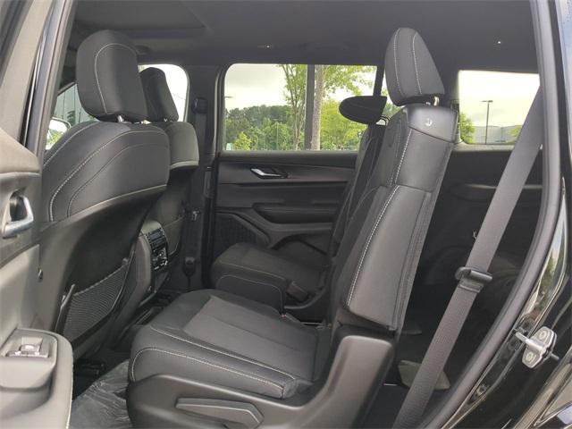 new 2025 Jeep Grand Cherokee L car, priced at $39,040