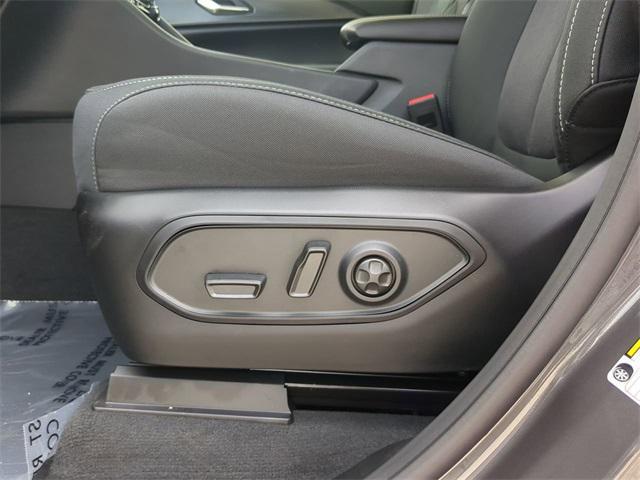 new 2025 Jeep Grand Cherokee L car, priced at $39,040