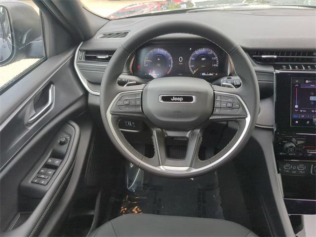 new 2025 Jeep Grand Cherokee L car, priced at $39,040