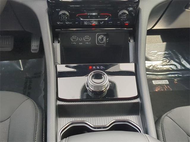 new 2025 Jeep Grand Cherokee L car, priced at $39,040