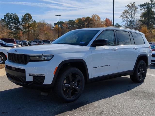 new 2024 Jeep Grand Cherokee L car, priced at $49,632