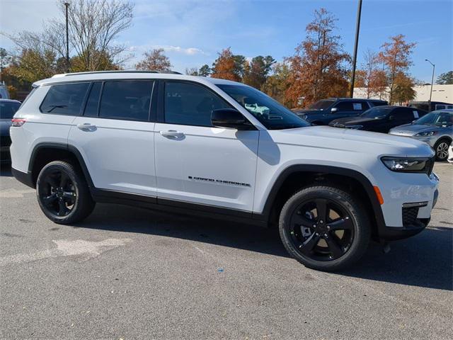 new 2024 Jeep Grand Cherokee L car, priced at $49,632