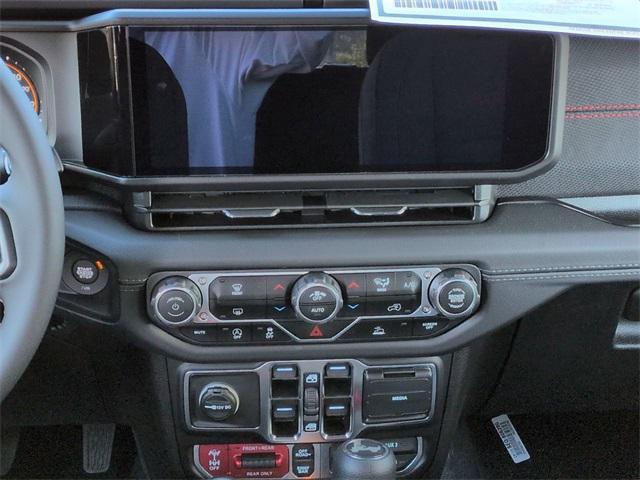 new 2025 Jeep Wrangler car, priced at $54,684