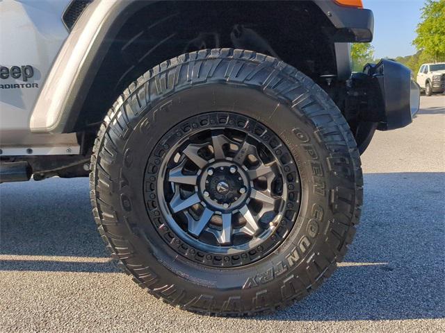 used 2021 Jeep Gladiator car, priced at $32,998