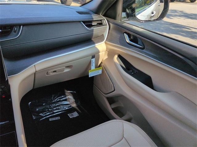 new 2025 Jeep Grand Cherokee L car, priced at $51,796