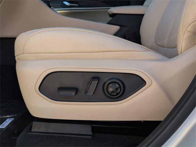 new 2025 Jeep Grand Cherokee L car, priced at $51,796