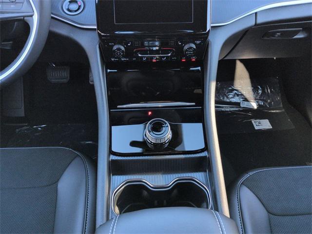 new 2025 Jeep Grand Cherokee L car, priced at $42,704