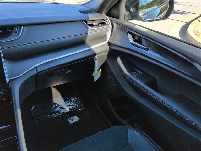 new 2025 Jeep Grand Cherokee L car, priced at $42,704