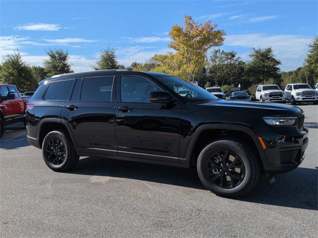 new 2025 Jeep Grand Cherokee L car, priced at $42,704