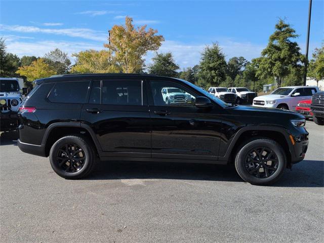 new 2025 Jeep Grand Cherokee L car, priced at $42,704