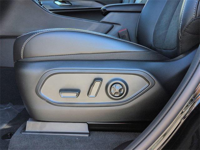 new 2025 Jeep Grand Cherokee L car, priced at $42,704