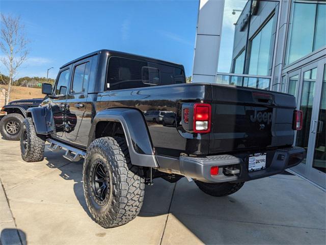 new 2025 Jeep Gladiator car, priced at $52,380