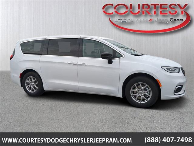 new 2024 Chrysler Pacifica car, priced at $43,844