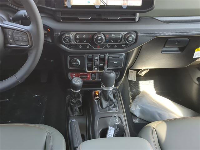 new 2025 Jeep Gladiator car, priced at $56,690