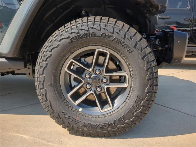 new 2025 Jeep Gladiator car, priced at $56,690