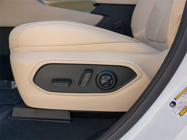 new 2025 Jeep Grand Cherokee L car, priced at $49,182