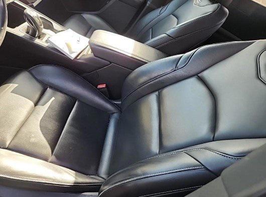 used 2019 Cadillac XT4 car, priced at $23,998