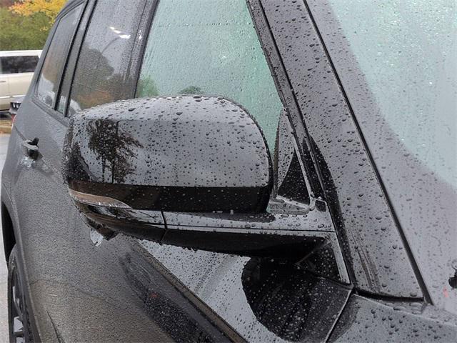 new 2025 Jeep Grand Cherokee L car, priced at $47,928