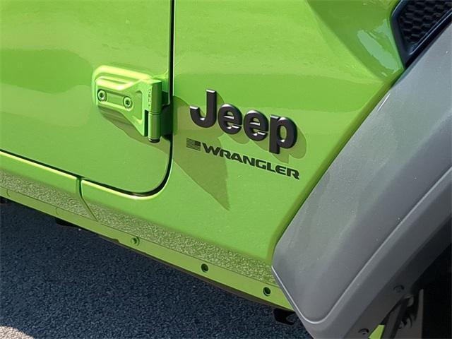 new 2025 Jeep Wrangler car