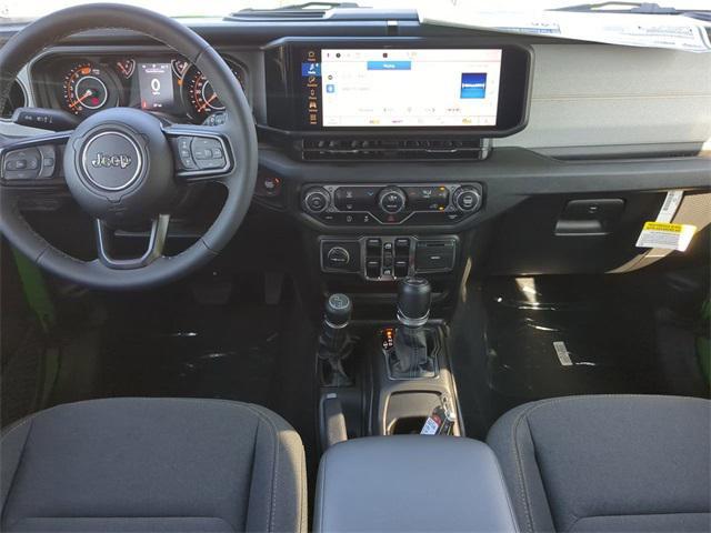 new 2025 Jeep Wrangler car