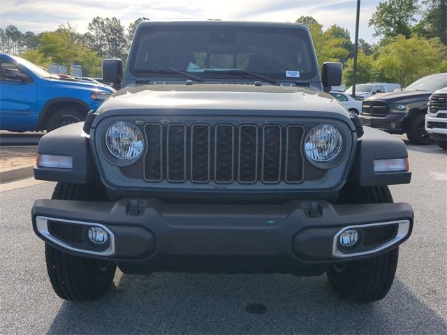 new 2025 Jeep Gladiator car, priced at $43,178