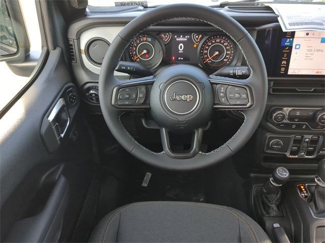 new 2025 Jeep Gladiator car, priced at $43,178