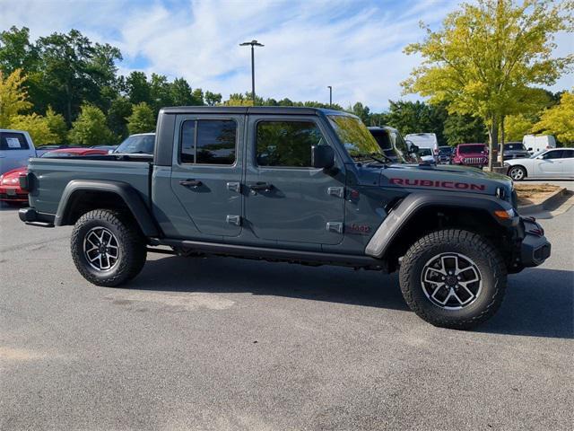 new 2024 Jeep Gladiator car, priced at $53,474