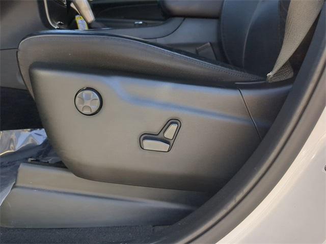 used 2021 Jeep Grand Cherokee car, priced at $32,998