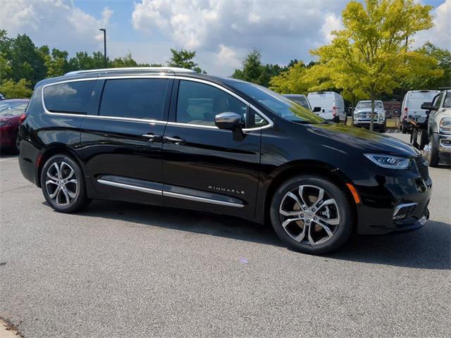 new 2024 Chrysler Pacifica car, priced at $54,381