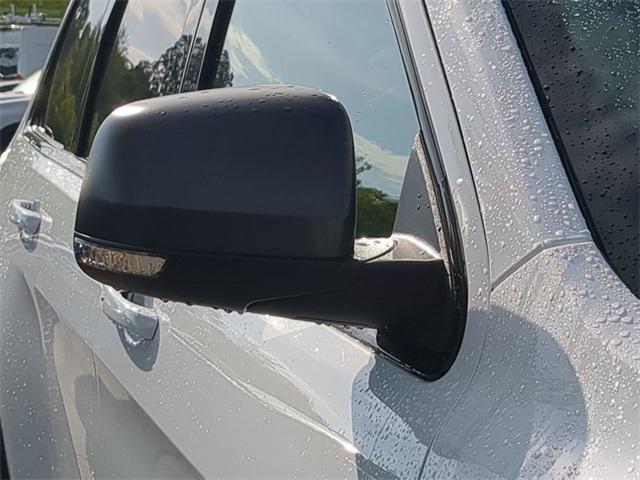 used 2021 Jeep Grand Cherokee car, priced at $31,998