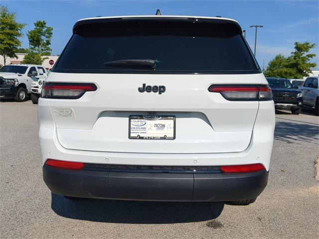 new 2025 Jeep Grand Cherokee L car, priced at $42,043