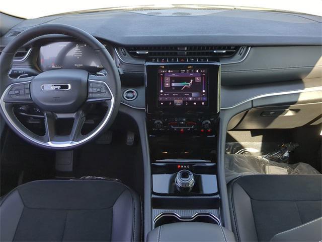 new 2025 Jeep Grand Cherokee L car, priced at $42,043