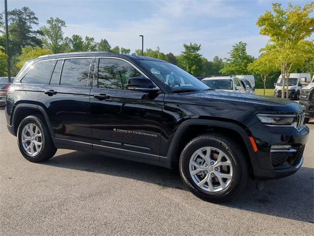 used 2024 Jeep Grand Cherokee car, priced at $36,969