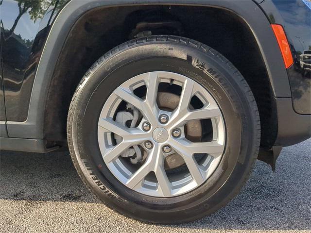 used 2024 Jeep Grand Cherokee car, priced at $36,969