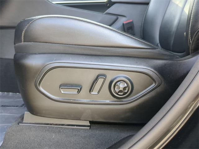 used 2024 Jeep Grand Cherokee car, priced at $36,969